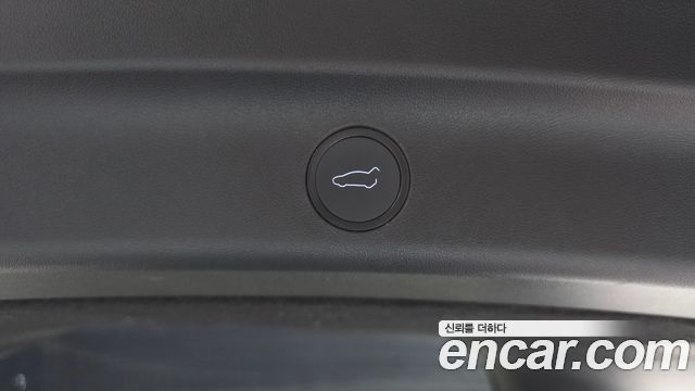 Tesla Model Y 2024 — photo 32