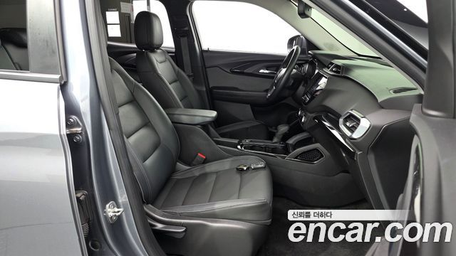 Chevrolet Korea Trailblazer 2022 — photo 16