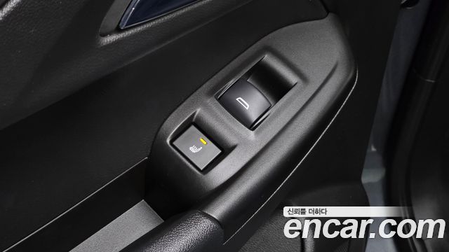 Chevrolet Korea Trailblazer 2022 — photo 31