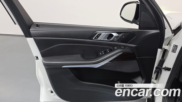 BMW X5 2020 — photo 14