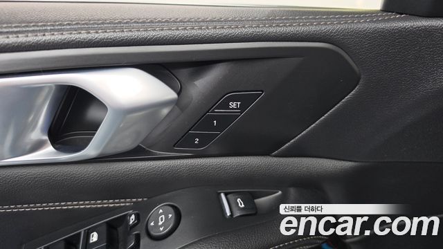 BMW X5 2020 — photo 28