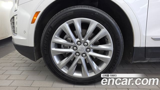Cadillac XT5 2018 — photo 5