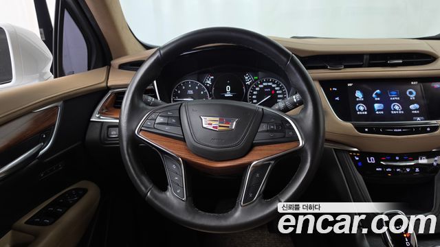 Cadillac XT5 2018 — photo 13