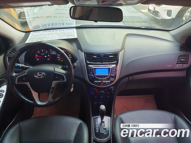 Hyundai Accent 2014 — photo 10