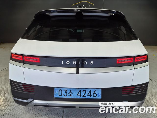 Hyundai Ioniq5 2022 — photo 2