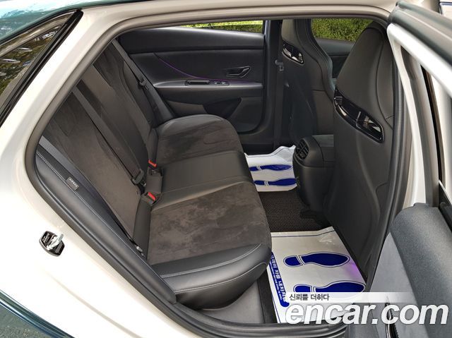 Hyundai AVANTE 2024 — photo 19