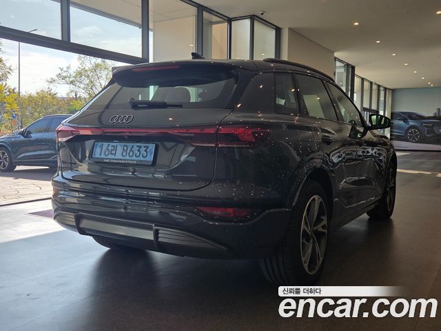 Audi Q6 e-tron 2026 — photo 2