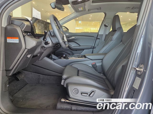 Audi Q6 e-tron 2026 — photo 8