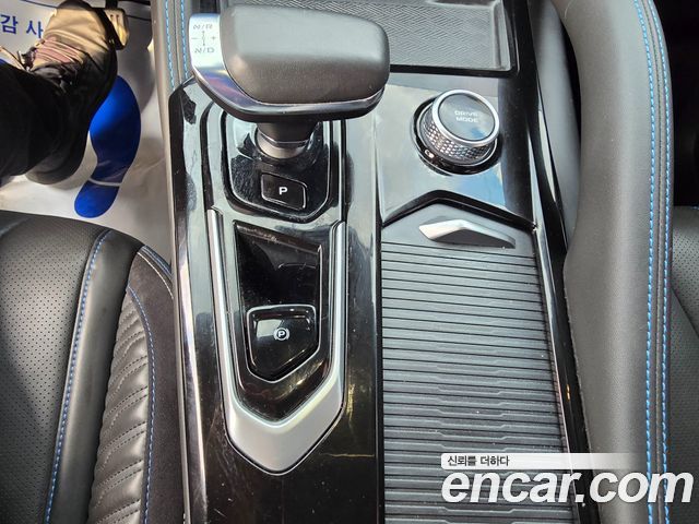 Renault Korea Grand Koleos 2025 — photo 17