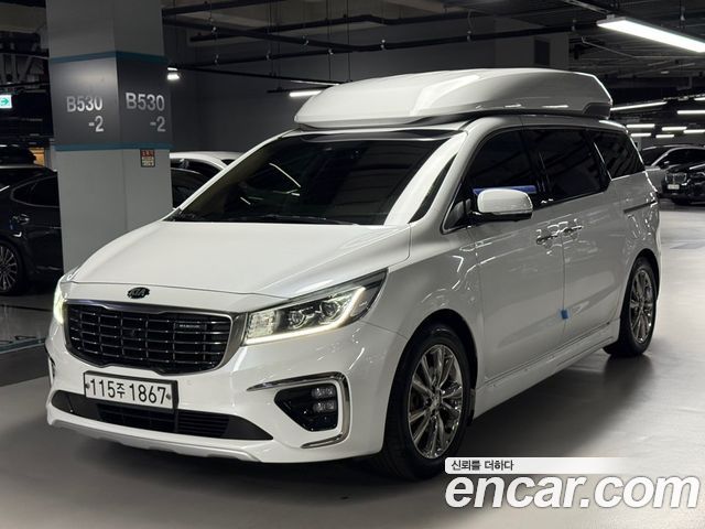 Kia Canival 2020 — photo 2