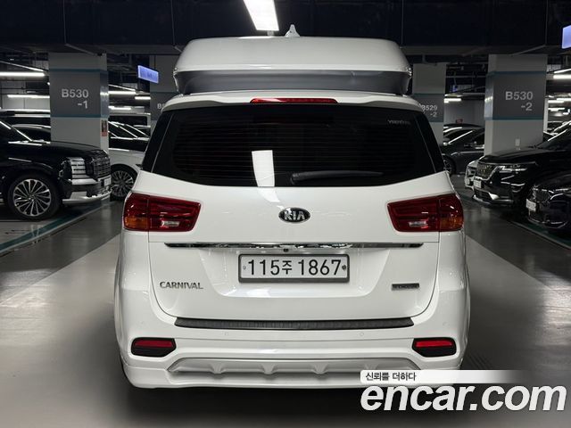Kia Canival 2020 — photo 3