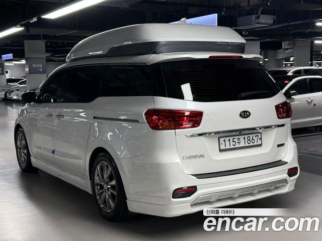 Kia Canival 2020 — photo 4