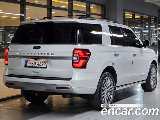 Ford Expedition 2022 — photo 4