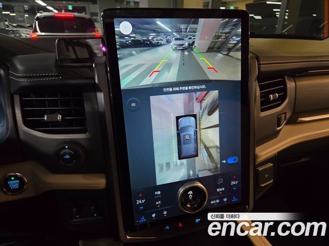 Ford Expedition 2022 — photo 16