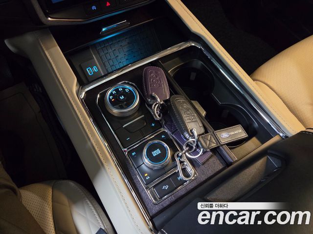 Ford Expedition 2022 — photo 17