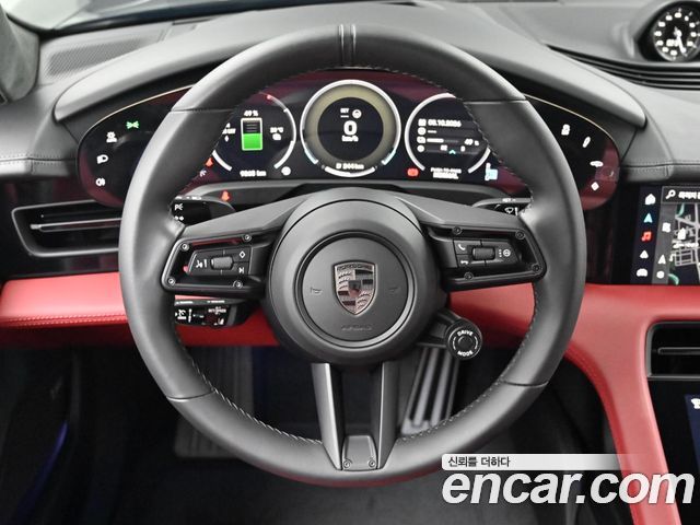Porsche Taycan 2025 — photo 13