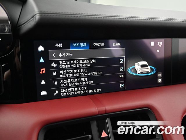 Porsche Taycan 2025 — photo 17
