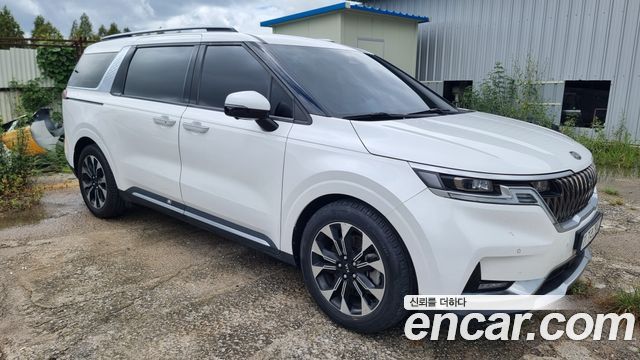 Kia Canival 2021 — photo 3
