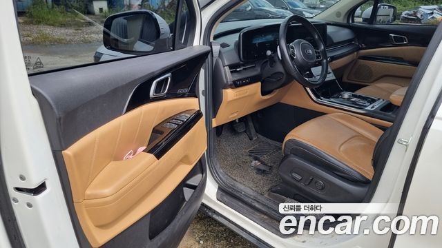 Kia Canival 2021 — photo 4
