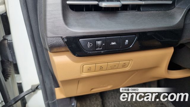 Kia Canival 2021 — photo 6