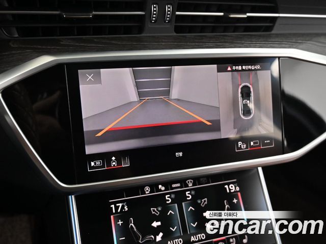Audi A6 2022 — photo 15