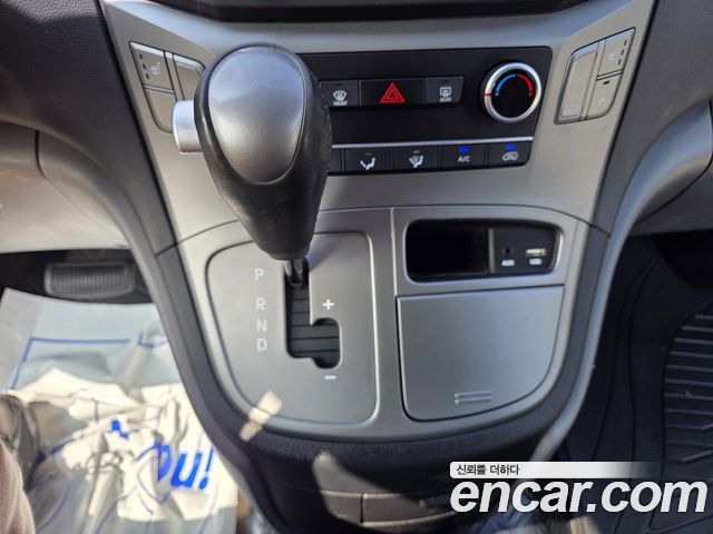 Hyundai Starex 2018 — photo 13