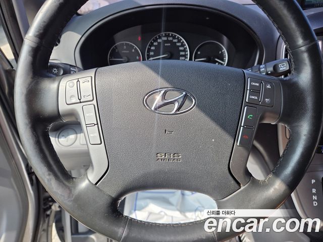 Hyundai Starex 2018 — photo 15