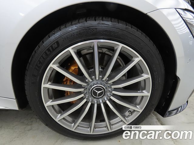 Mercedes-Benz AMG GT 2019 — photo 20