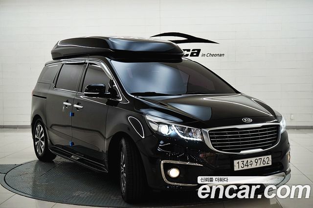 Kia Canival 2018 — photo 4