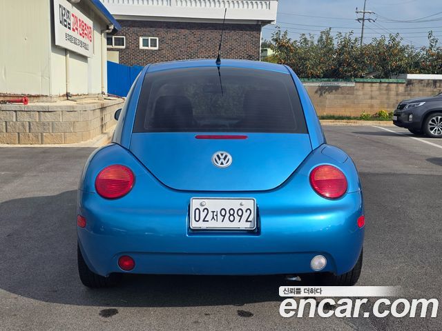 Volkswagen Beatle 2004 — photo 6