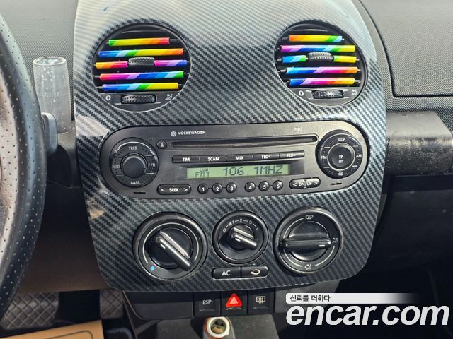 Volkswagen Beatle 2004 — photo 18
