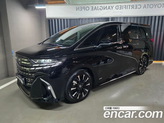 Toyota Alphard 2025 — photo 1
