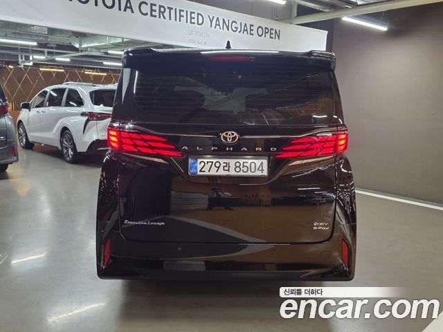 Toyota Alphard 2025 — photo 4