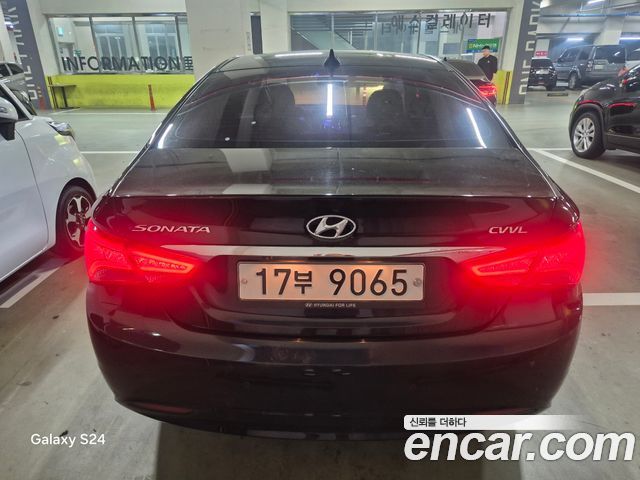 Hyundai Sonata 2013 — photo 3