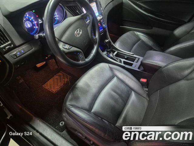Hyundai Sonata 2013 — photo 8