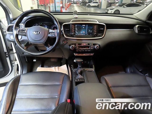 Kia Sorento 2018 — photo 10