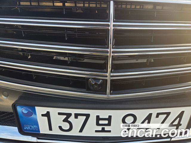 Mercedes-Benz E-Class 2018 — photo 17