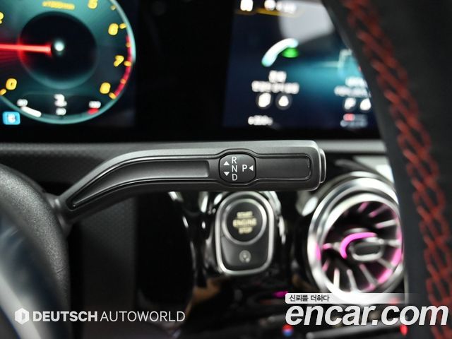 Mercedes-Benz CLA-Class 2022 — photo 9