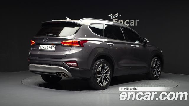 Hyundai Santafe 2019 — photo 2