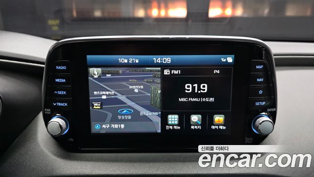 Hyundai Santafe 2019 — photo 14