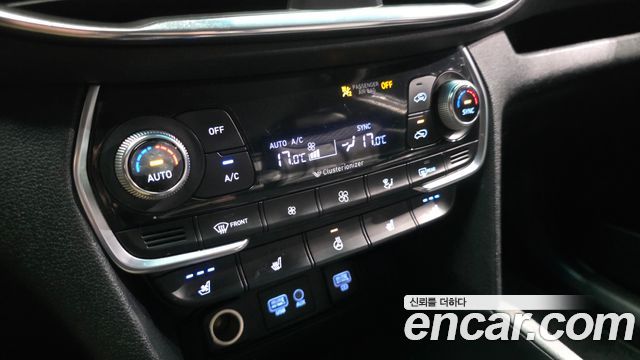 Hyundai Santafe 2019 — photo 16
