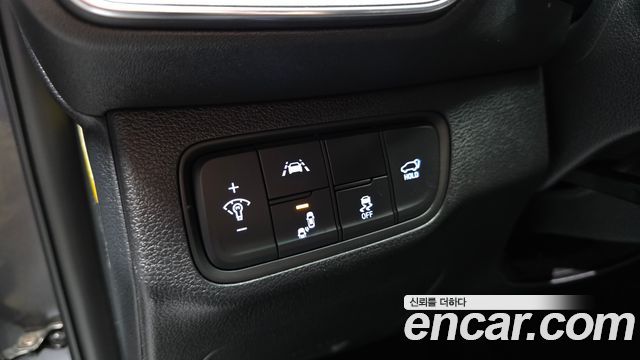 Hyundai Santafe 2019 — photo 17