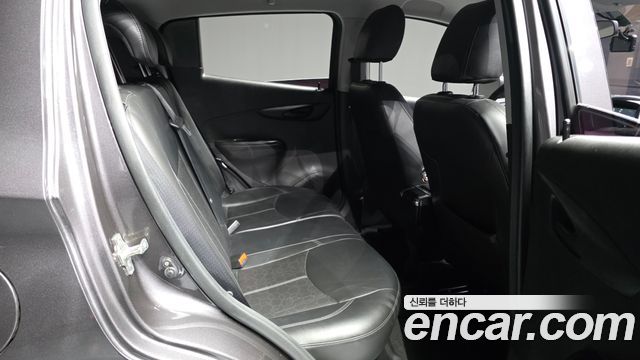 Chevrolet Korea Spark 2016 — photo 18