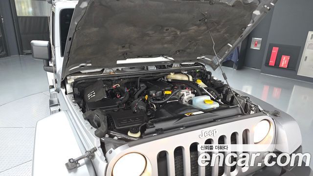 Jeep Wrangler 2015 — photo 6