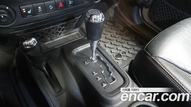 Jeep Wrangler 2015 — photo 9