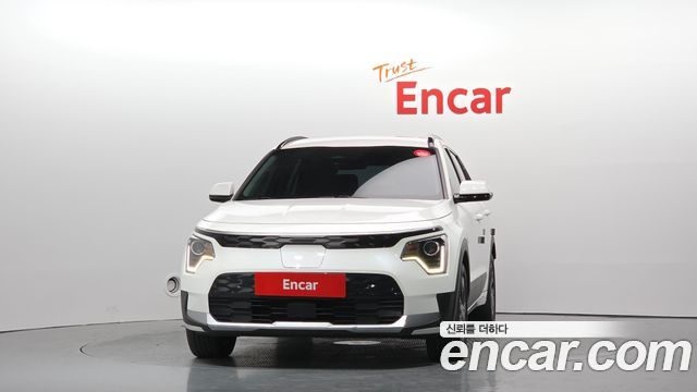 Kia Niro 2023 — photo 3