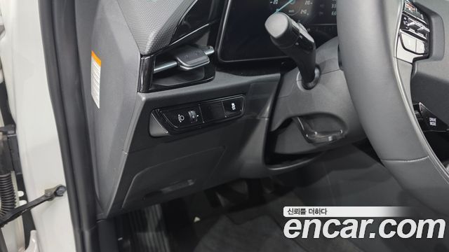Kia Niro 2023 — photo 25
