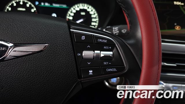 Genesis G90 2019 — photo 17