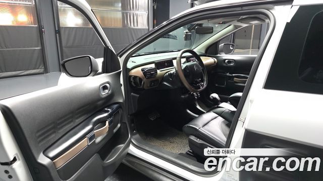 Citroën / DS C4 CACTUS 2017 — photo 10