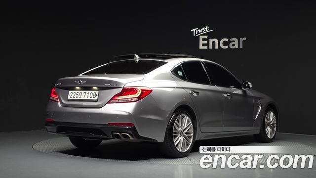 Genesis G70 2019 — photo 2